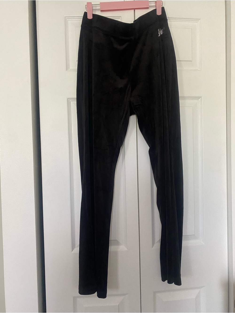 Black Velour High-Waist Leggings with Subtle Logo